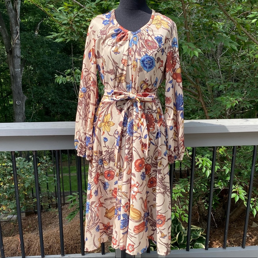 Vintage 70s 80s Belted Fall Cottagecore Floral Fit and Flare  Dress